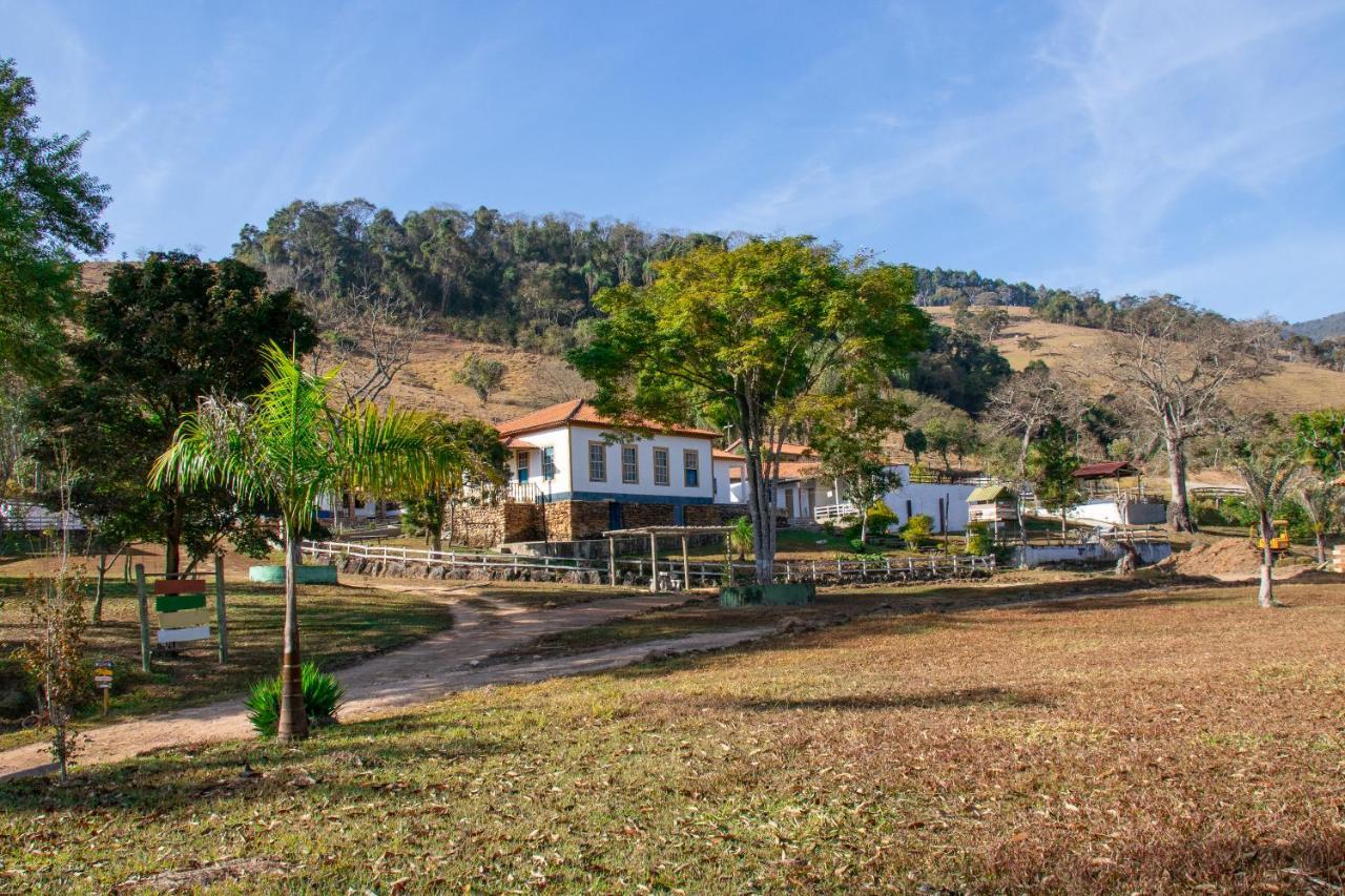 Pousada Agua Limpa Virgínia Eksteriør billede
